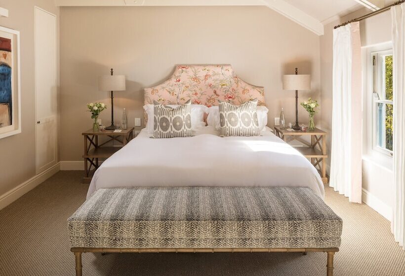 اتاق استاندارد, Le Quartier Francais