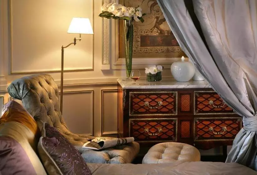 ロイヤルスイート, Intercontinental Hotels Chantilly Chateau Mont Royal, An Ihg