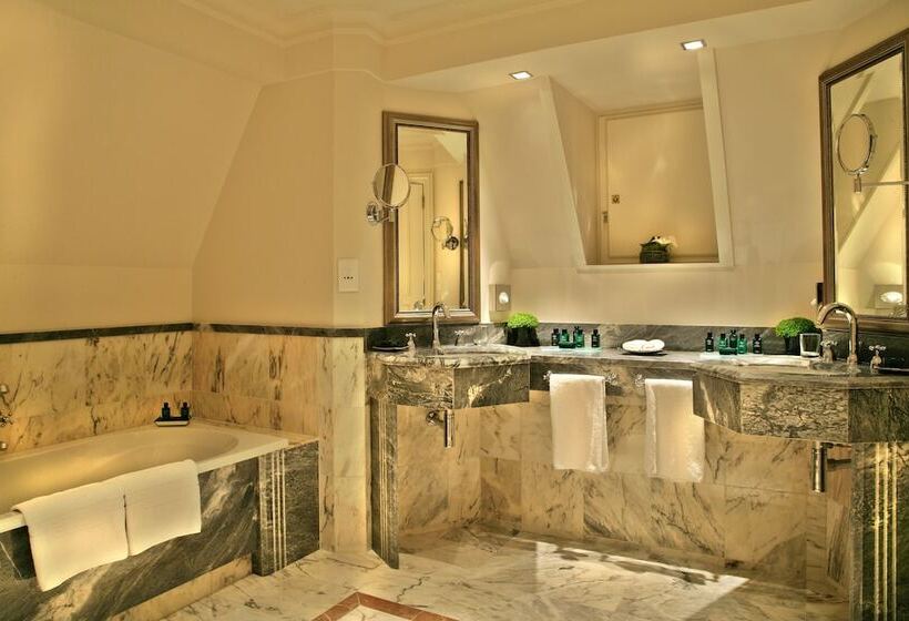 Люкс, Intercontinental Hotels Chantilly Chateau Mont Royal, An Ihg