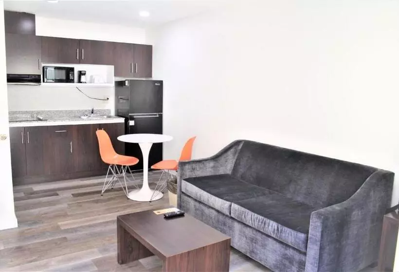 استودیو استاندارد با تخت کینگ, Howard Johnson Suites By Wyndham San Diego Chula Vista Bayfront