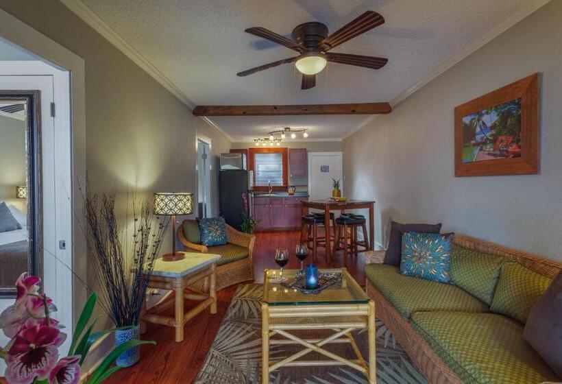 كابينة, Paradise Bay Resort