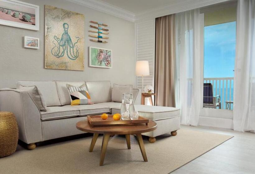 海景套房, Pelican Grand Beach Resort, A Noble House Resort