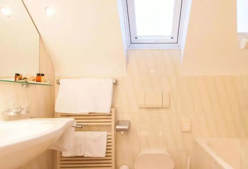 スタンダードルーム, Romantik Hotel Zur Sonne