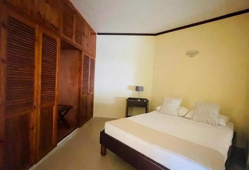 اتاق سوپریور, Sun Properties And Resort