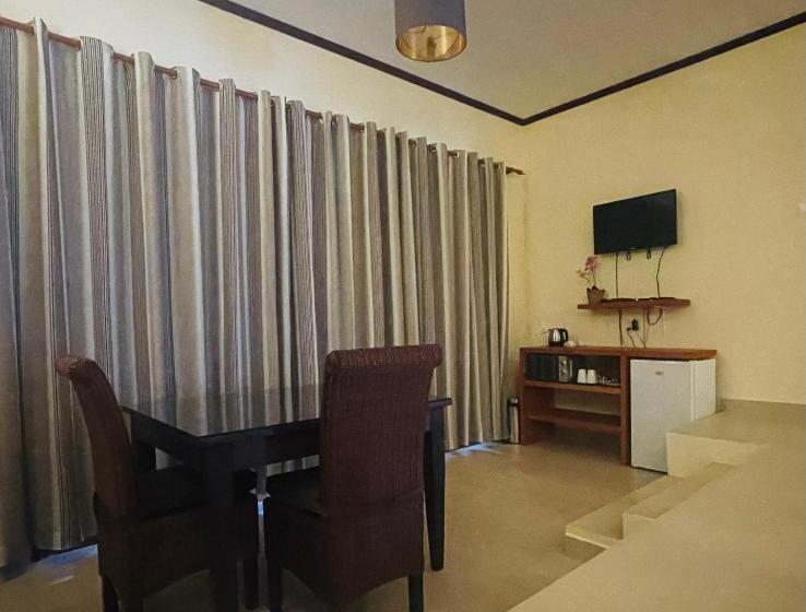 اتاق سوپریور, Sun Properties And Resort