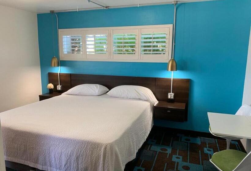 スタンダードルーム, The Sands Motel