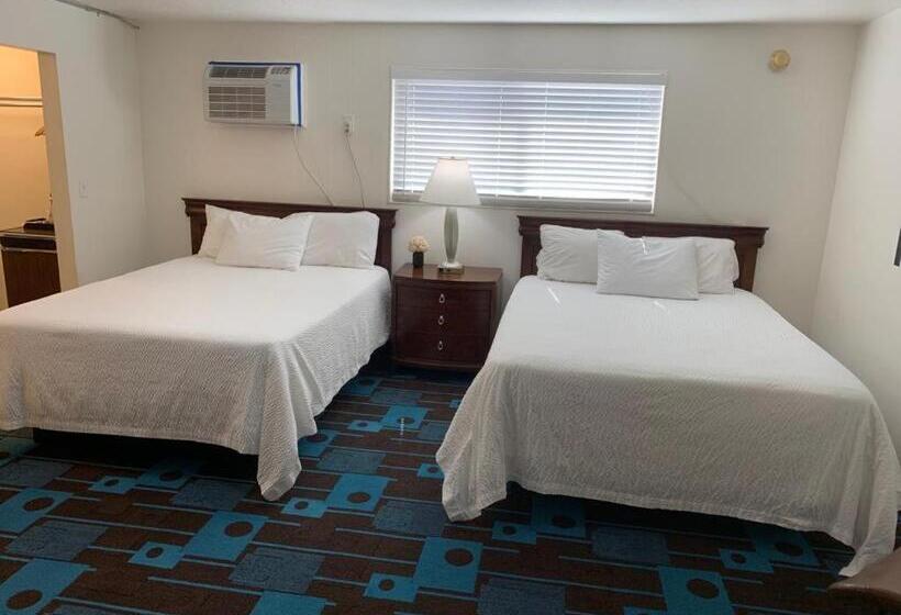 デラックスファミリールーム, The Sands Motel