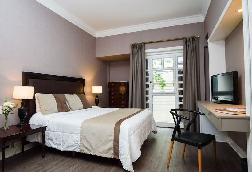 اتاق لوکس, 1253 Recoleta Small