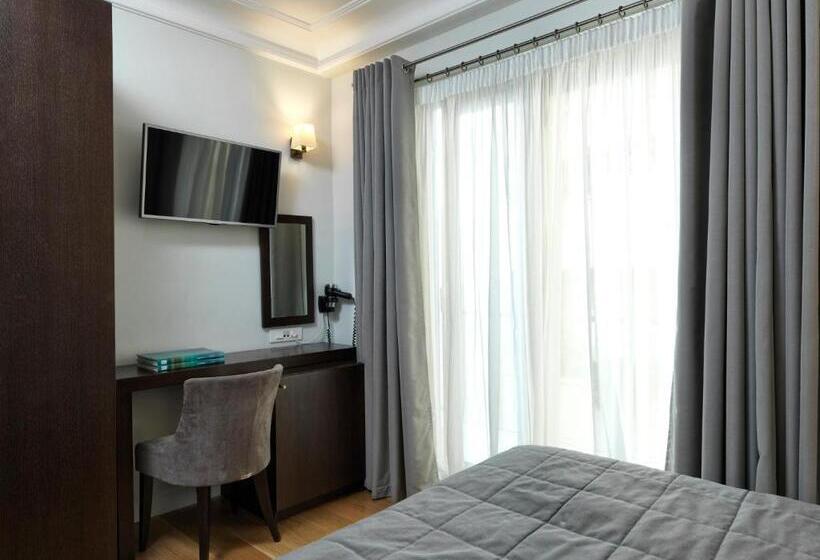 标准间, Acropolis Hill