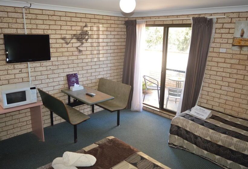 חדר סטנדרט, Alamo Motor Inn