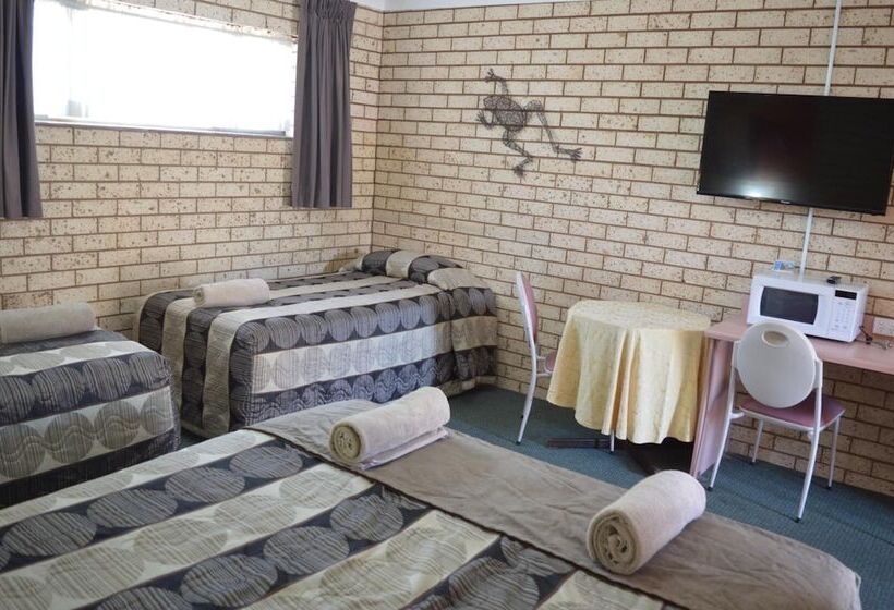 Трехместный Номер Deluxe, Alamo Motor Inn