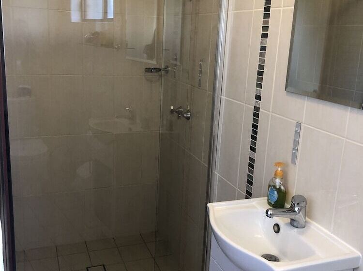 חדר דלוקס, Alamo Motor Inn