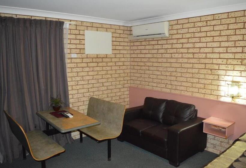 חדר דלוקס, Alamo Motor Inn