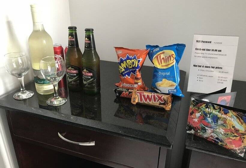 标准间内部标间, Art Hotel On York