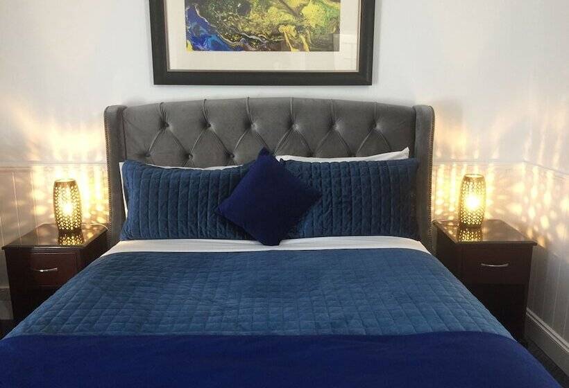 标准间内部标间, Art Hotel On York