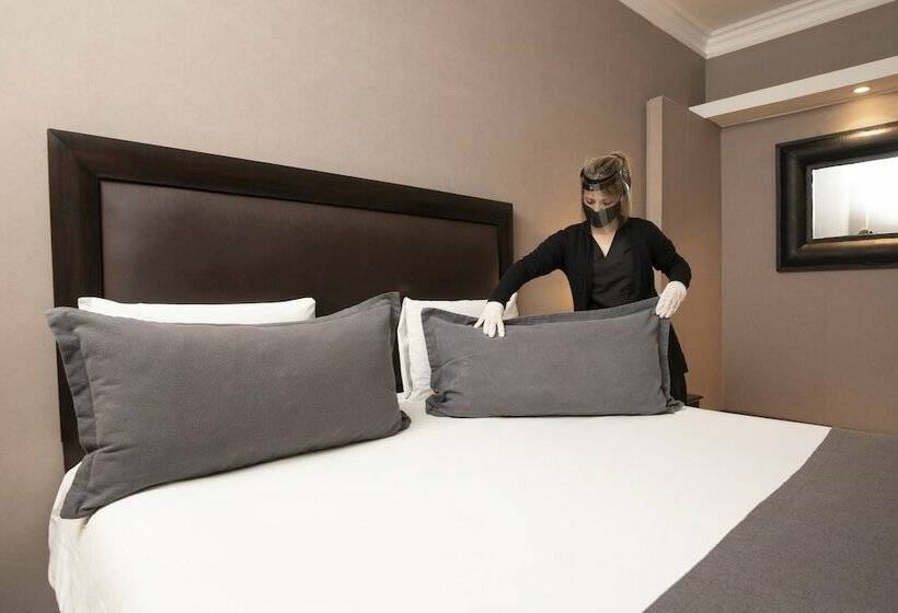 اتاق لوکس, 1253 Recoleta Small