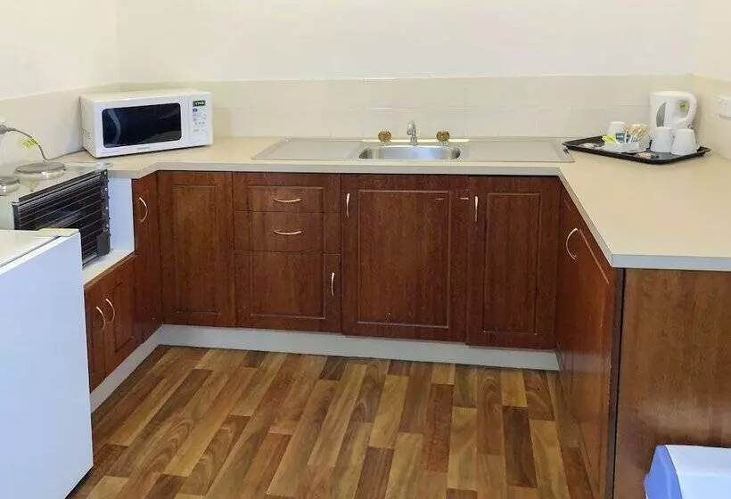 ファミリールーム, Leeton Heritage Motor Inn