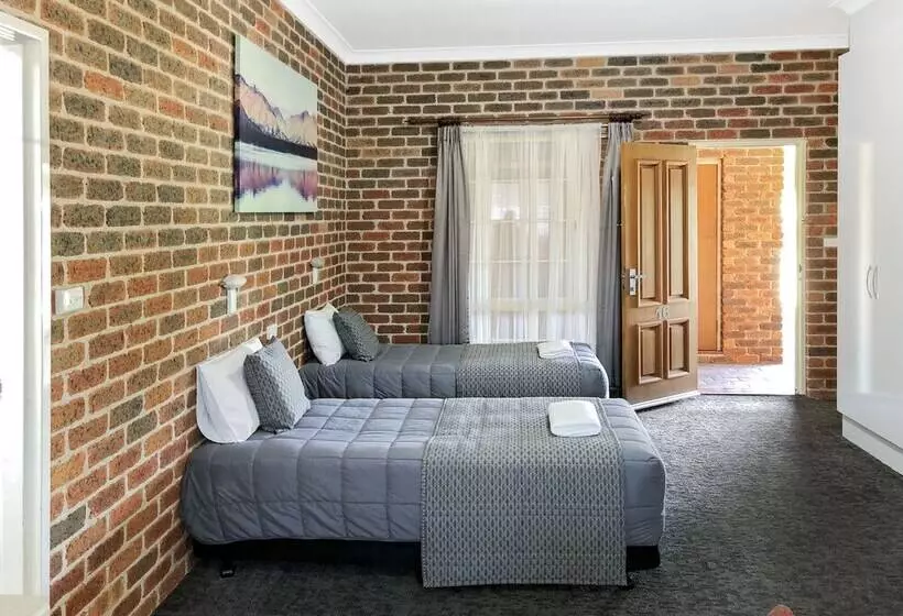 ファミリールーム, Leeton Heritage Motor Inn
