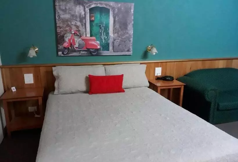 Standard-huone, Moe Motor Inn   Contactless 24 Hour Checkinn Available