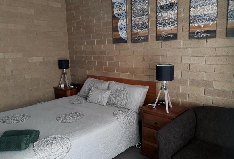 스탠다드 발코니 룸, Moe Motor Inn   Contactless 24 Hour Checkinn Available