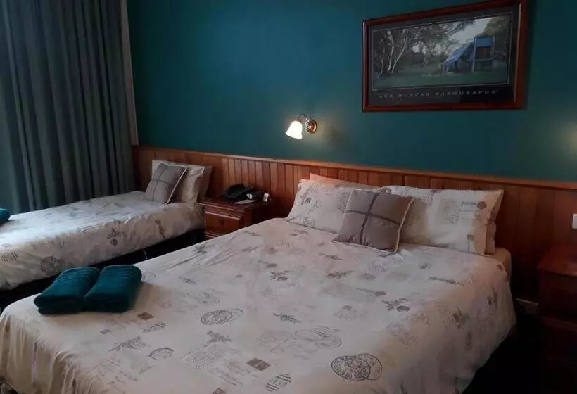 Deluxe-huone, Moe Motor Inn   Contactless 24 Hour Checkinn Available