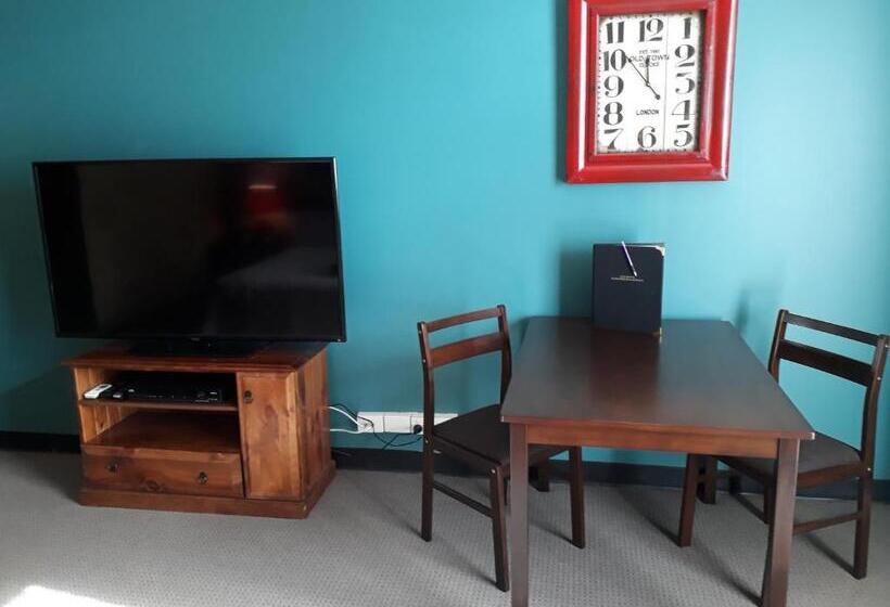 스탠다드 발코니 룸, Moe Motor Inn   Contactless 24 Hour Checkinn Available