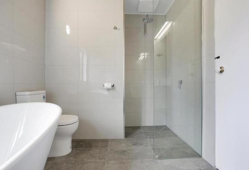 סטודיו דלוקס, The Great Ocean Road Studios