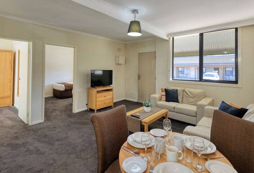 带2个卧室的公寓, New Crossing Place Motel