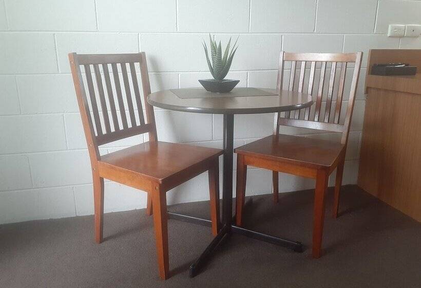 اتاق لوکس, City Gardens Motel