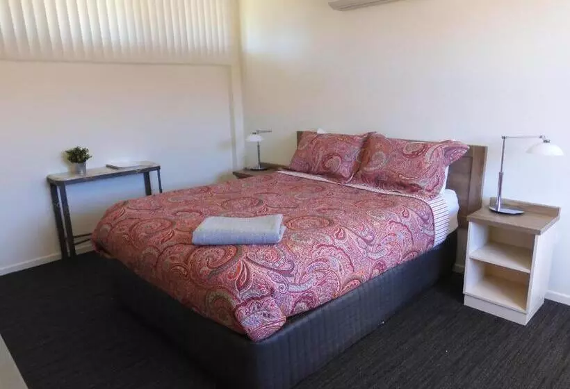 デラックススイート, Dalby Parkview Motel