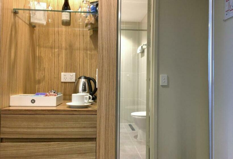 デラックスルーム, Diana