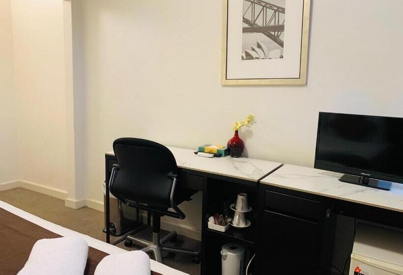 חדר סטנדרט, Greenwich Inn Motel