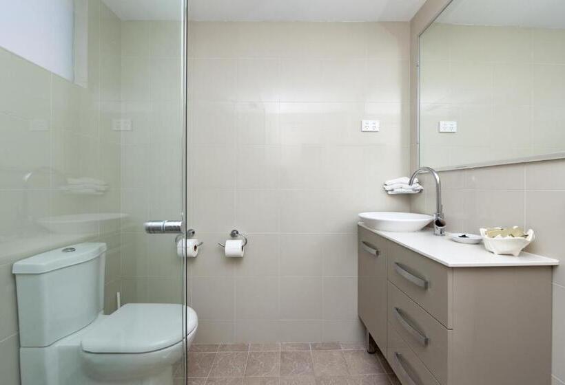 اتاق استاندارد, River Motel