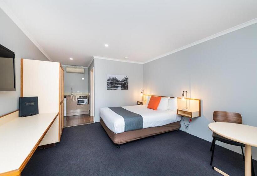 اتاق استاندارد با تخت دو نفره بزرگ, River Motel