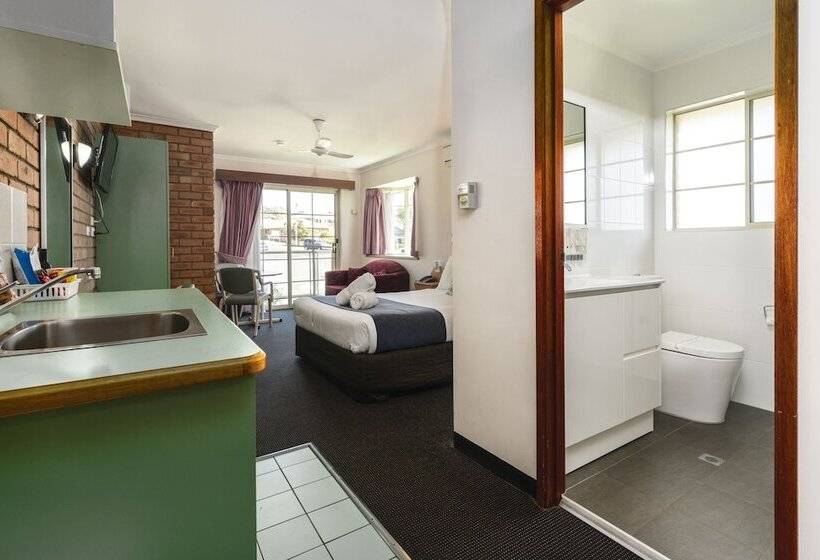 סוויטה אקזקיוטיב, Sapphire Waters Motor Inn