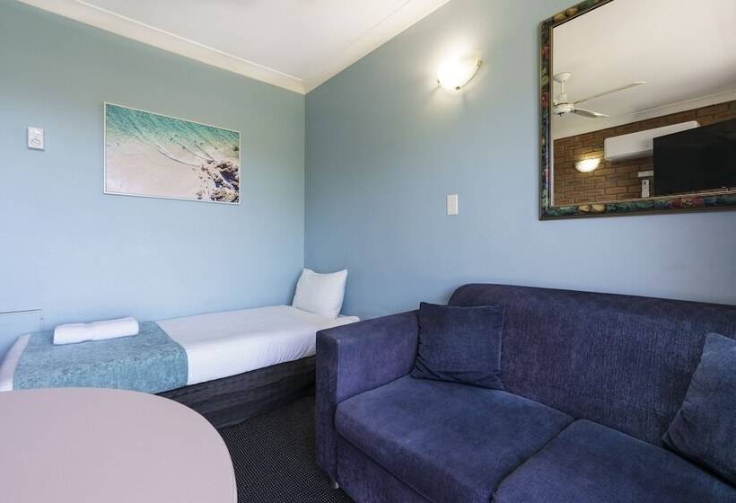 סוויטה עם מרפסת, Sapphire Waters Motor Inn