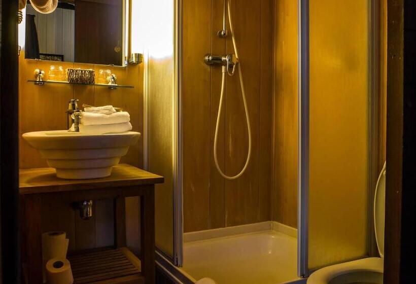 スタンダードルーム, Boat Hotel De Barge