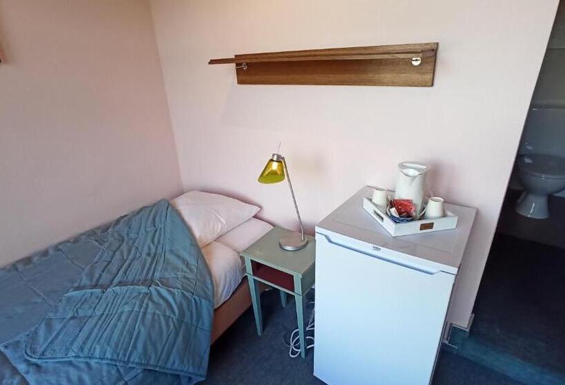 Трехместный Номер Стандарт с Видом, Le Chalet
