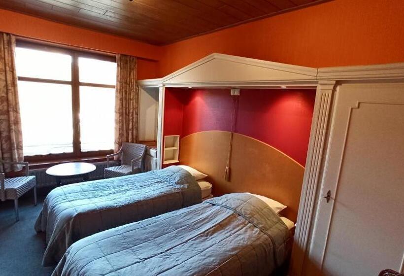 트리플 스탠다드 전망룸, Le Chalet