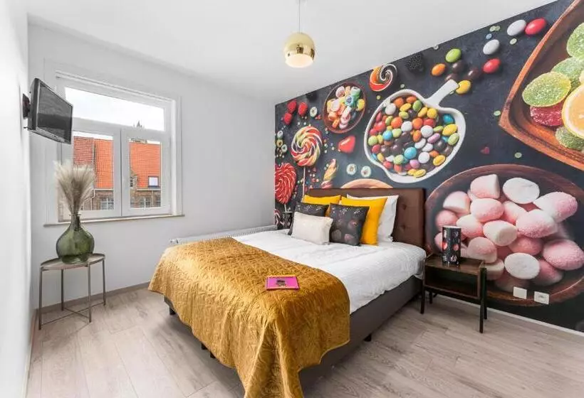 Deluxe Neljän Hengen Huone, The Chocolate Suites