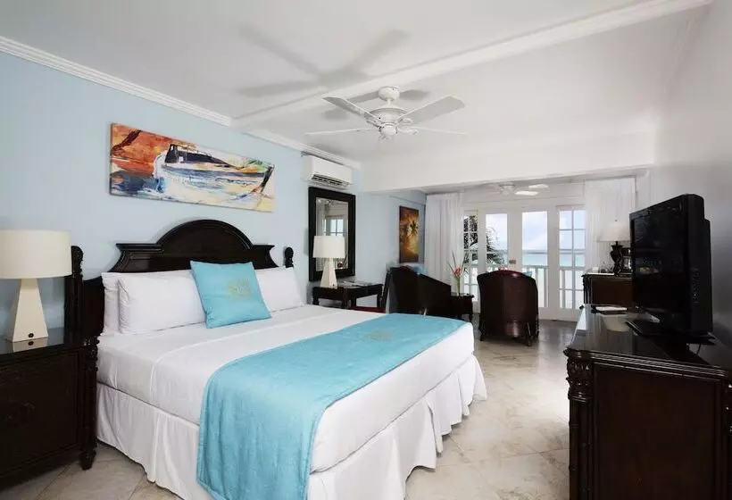 اتاق سوپریور با چشم‌انداز دریا, The Club Barbados  All Inclusive Adults Only