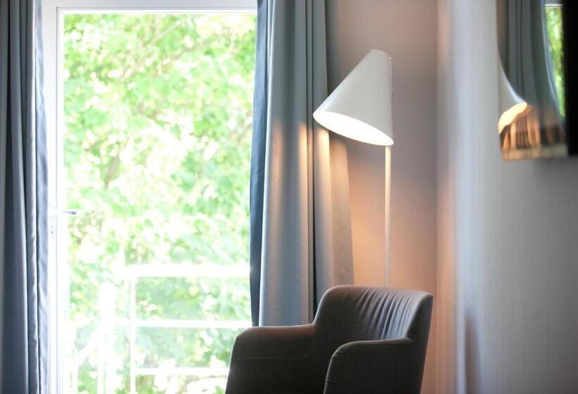 اتاق استاندارد با چشمانداز باغ, Van Bunnen