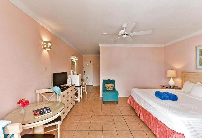 تختخواب در اتاق مشترک, Butterfly Beach