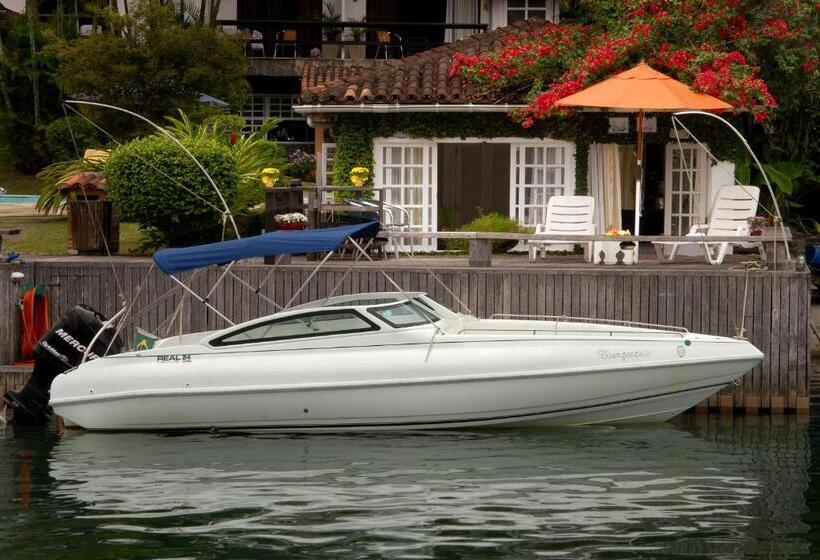 סוויטה נשיאותית, Angra Boutique