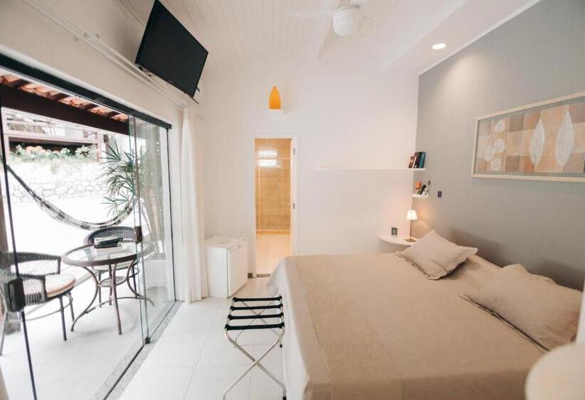 מיטת קינג בסוויטה, Angra Boutique