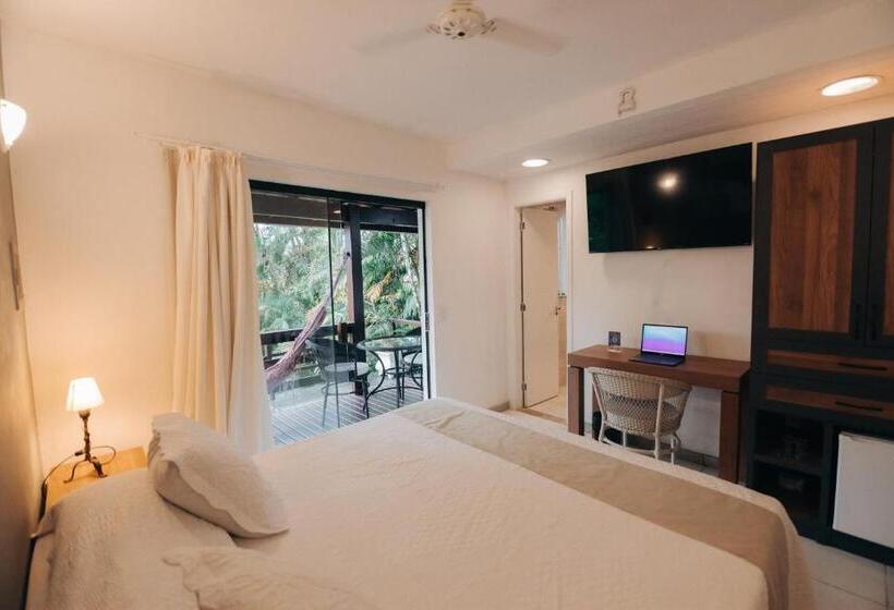 מיטת קינג בסוויטה, Angra Boutique