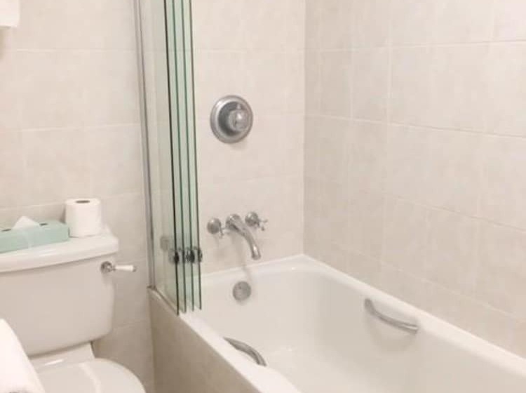 스탠다드 룸, Arundel House