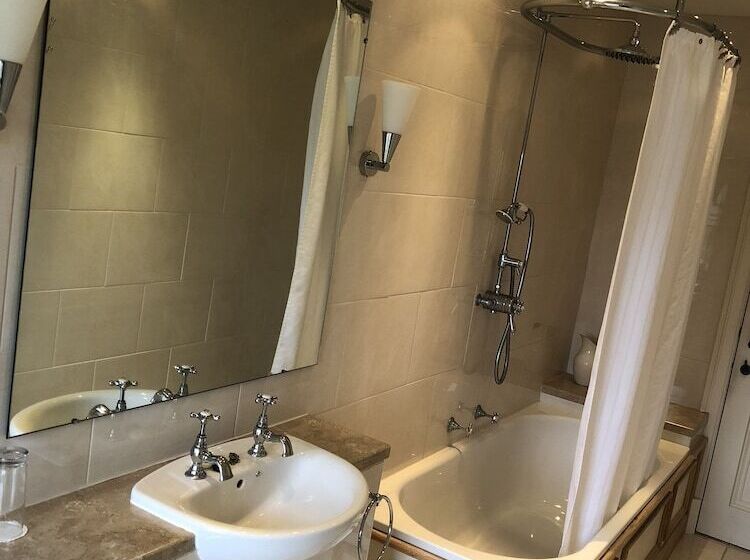 סוויטה, Dryburgh Abbey