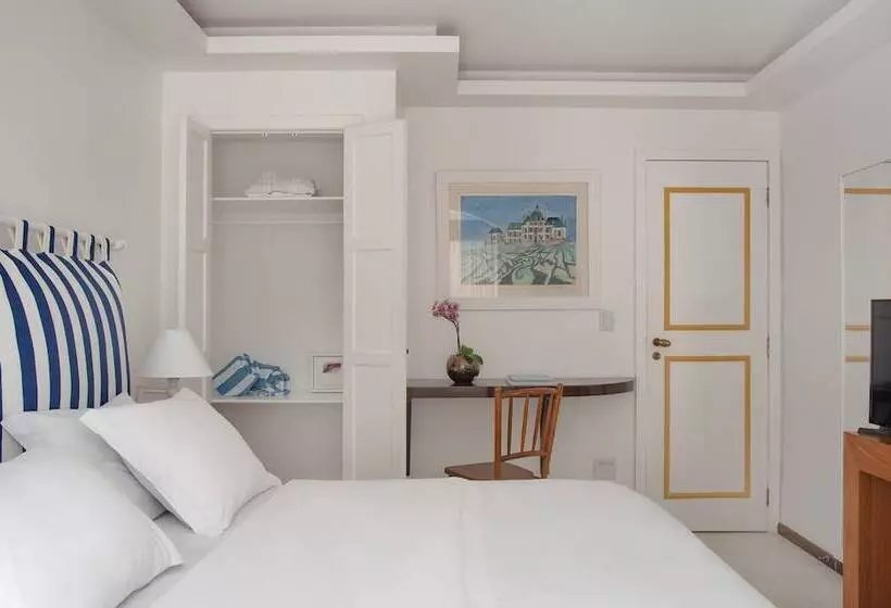 اتاق راحتی سه تخته, Le Relais La Borie