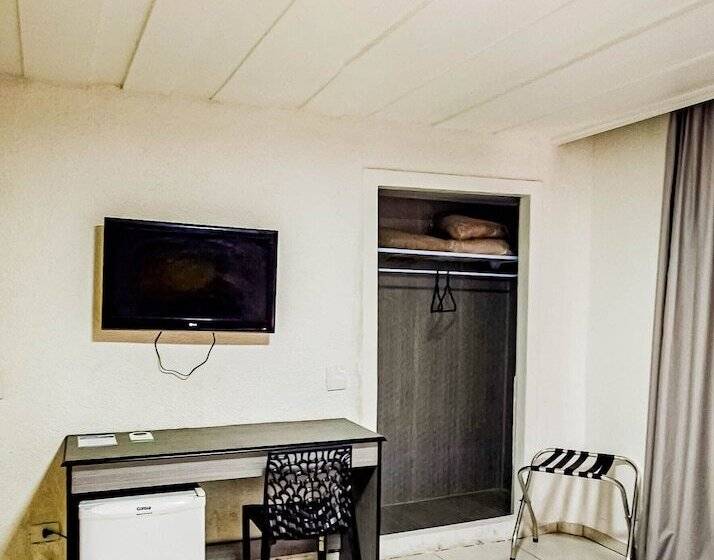 اتاق استاندارد سه نفره, Euro Suite São Paulo By Nacional Inn   A 600 Metros Da Rua 25 De Março